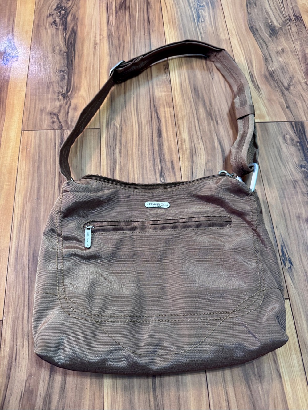 Travelon Women’s Brown Crossbody Shoulder Bag